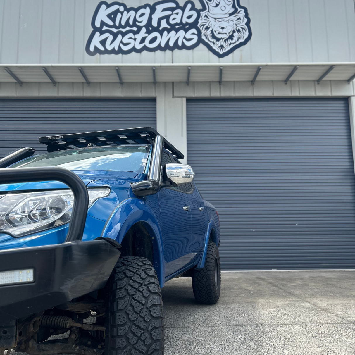 MQ TRITON DUAL MID ENTRY SNORKELS