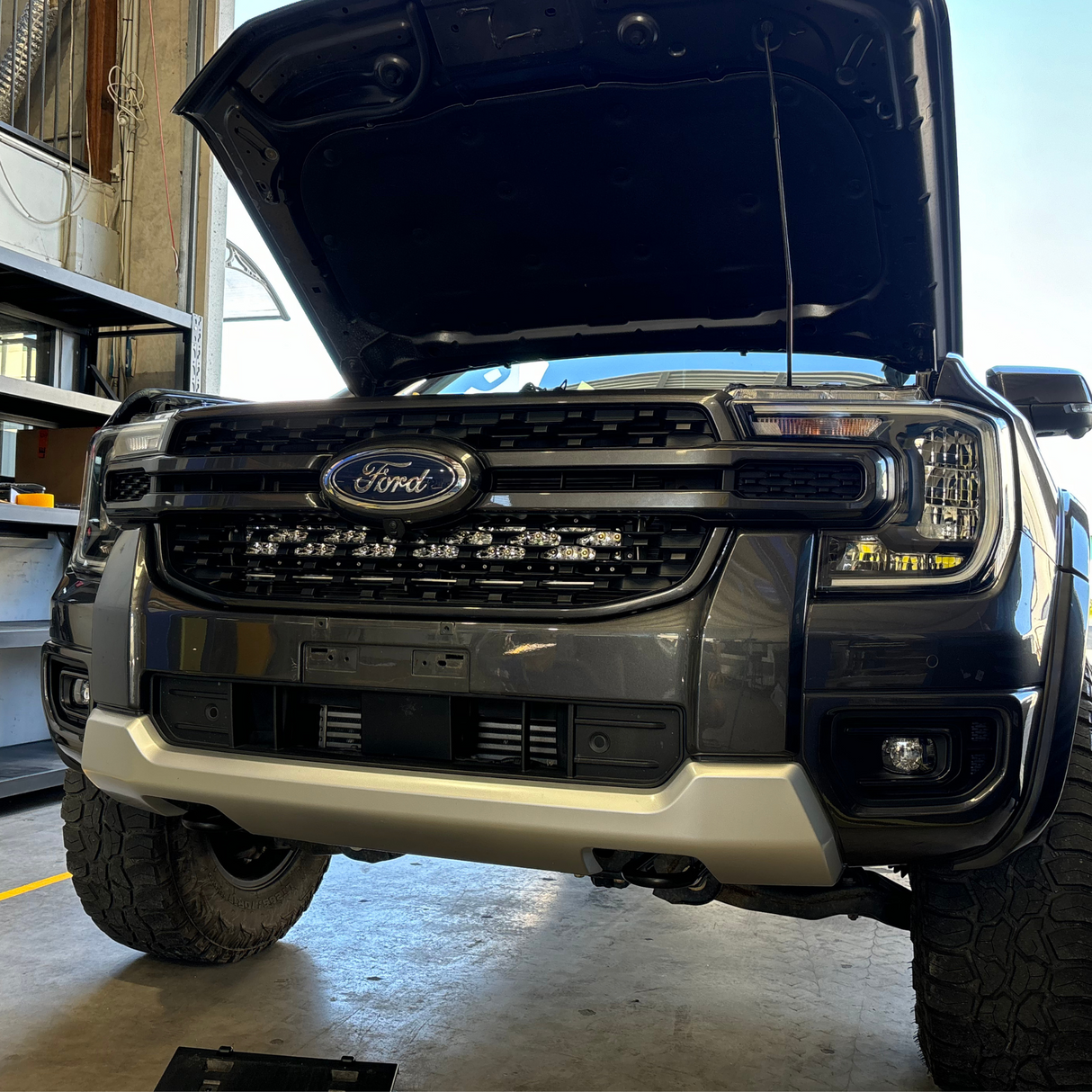 PY Ranger/ NF Amarok Universal Behind Grill Light Bar Mount